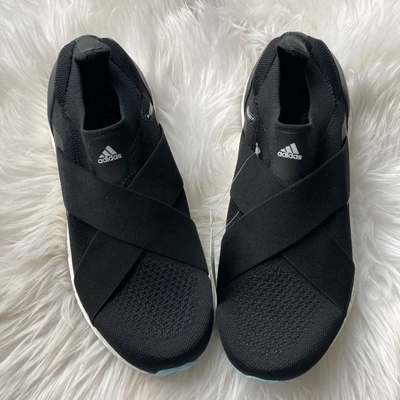 Women’s adidas ultraboost 5.0 DNA Running black-white-blue - Picture 3 of 11